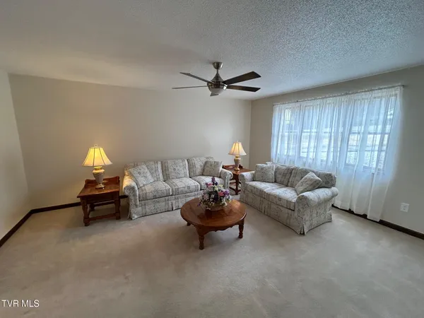 $269,900 | 218 Northeast North Street, Coeburn, VA 24230