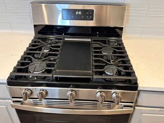 $2,200 | 46 Summer Haze Circle, The Woodlands, TX 77382