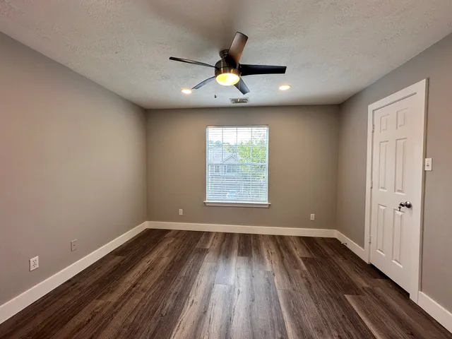 $2,200 | 46 Summer Haze Circle, The Woodlands, TX 77382