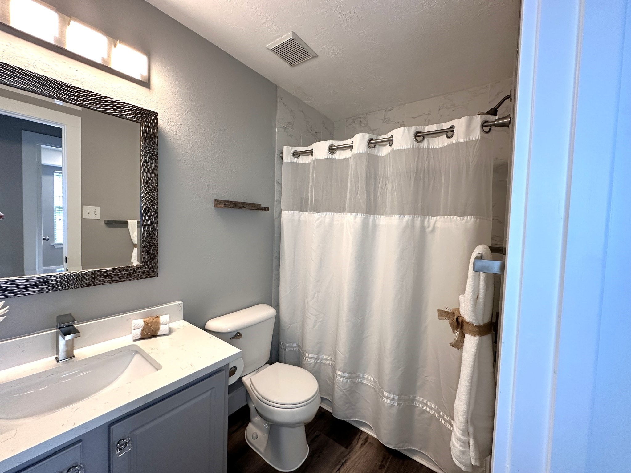 46 Summer Haze Circle The Woodlands, TX 77382 - Photo 24 of 43 Renovated 2nd full bathroom.