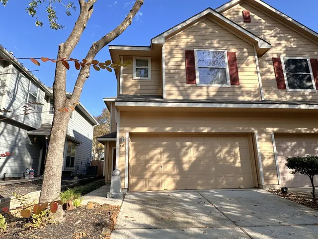 $2,200 | 46 Summer Haze Circle, The Woodlands, TX 77382