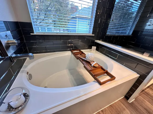 $2,200 | 46 Summer Haze Circle, The Woodlands, TX 77382