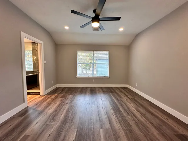 $2,200 | 46 Summer Haze Circle, The Woodlands, TX 77382