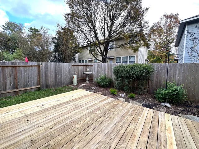 $2,200 | 46 Summer Haze Circle, The Woodlands, TX 77382