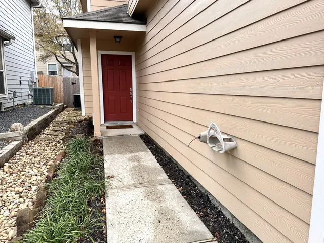 $2,200 | 46 Summer Haze Circle, The Woodlands, TX 77382