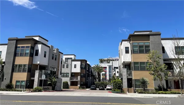 $1,130,000 | 771 South Grable Circle, Orange, CA 92868