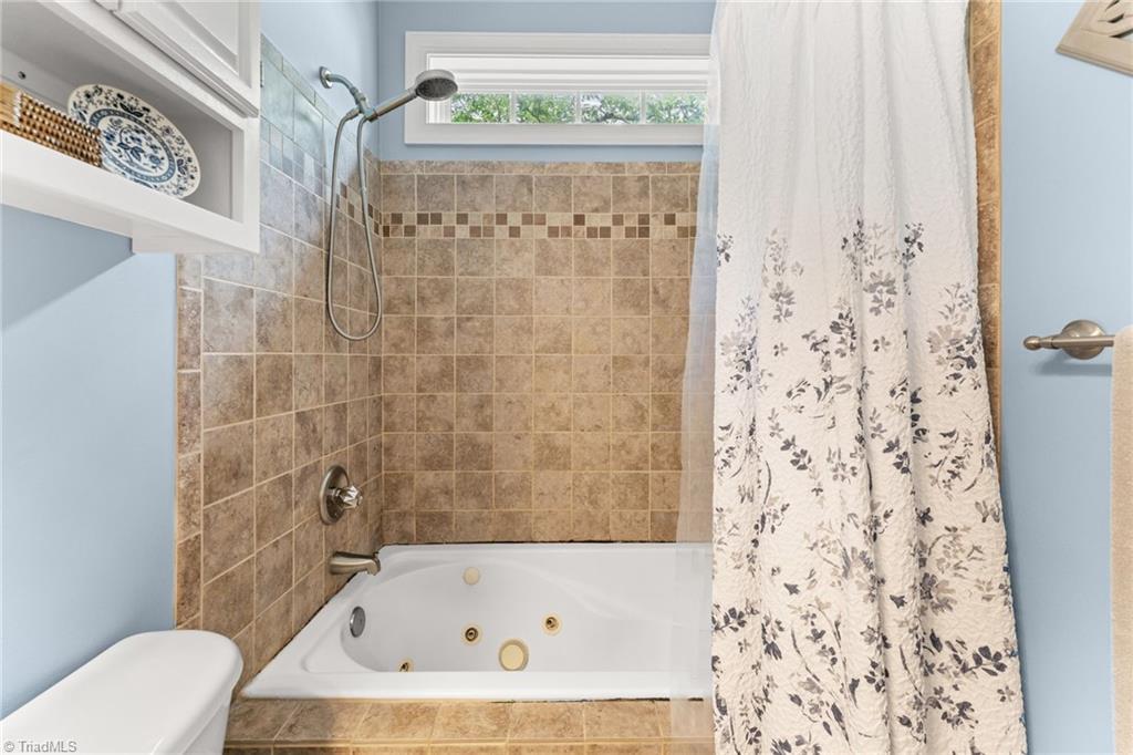 1900 Austin Pl Lane Winston-Salem, NC 27127 - Photo 25 of 35