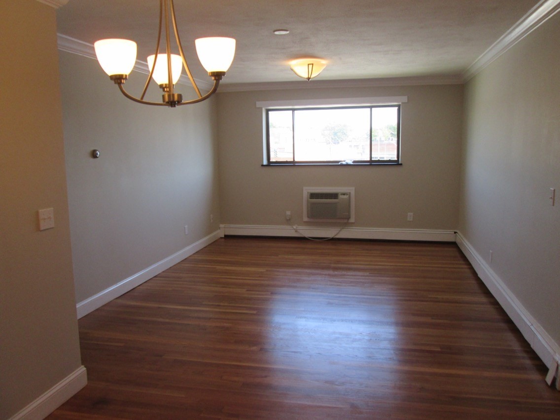 8 R Riverside Street, Unit 33 Watertown, MA 02472 - Photo 4 of 13 Gallery Image 4