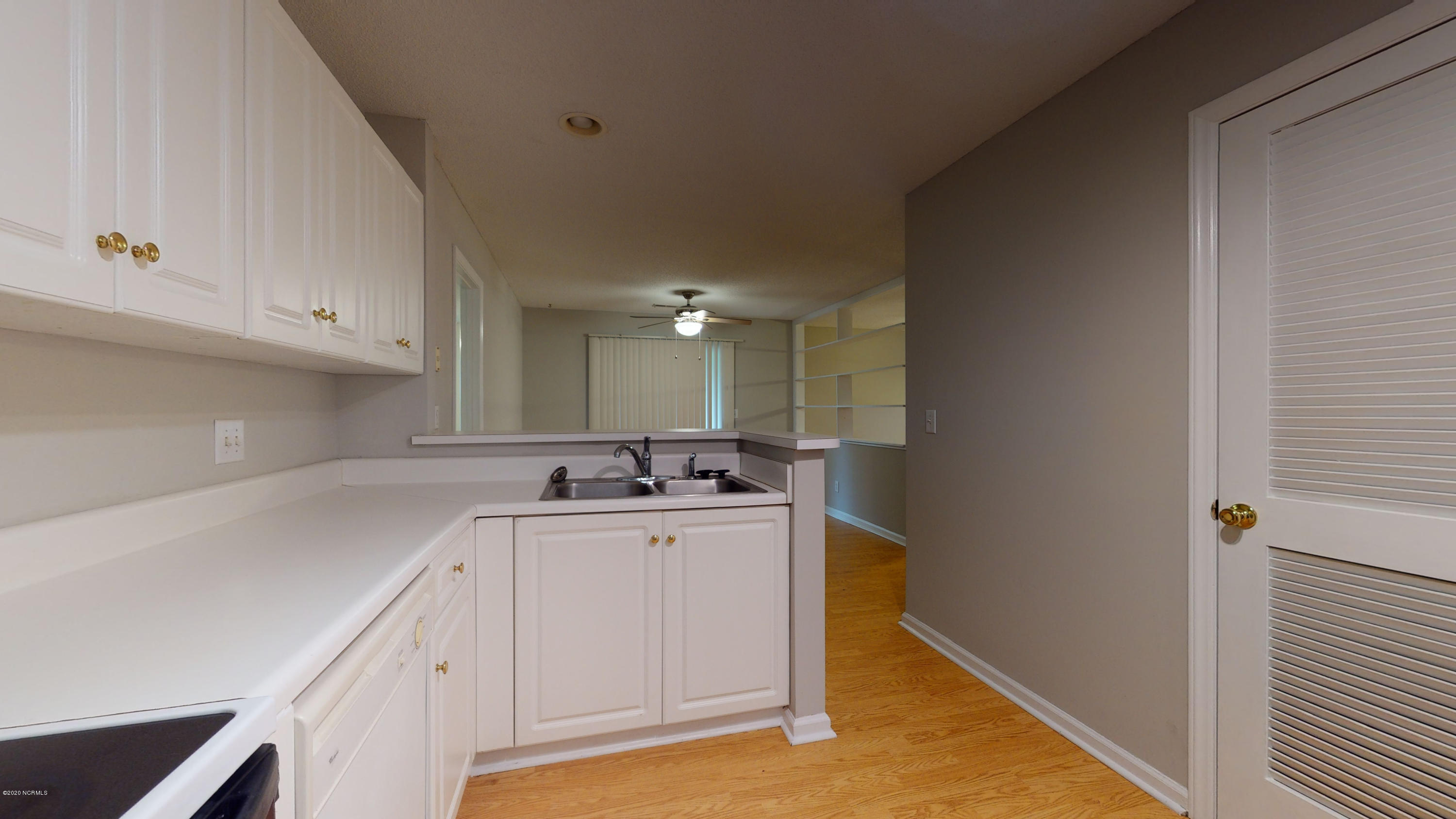 525 Spring Forest Road, Unit B Greenville, NC 27834 - Photo 8 of 18 525 B Spring Forest-11