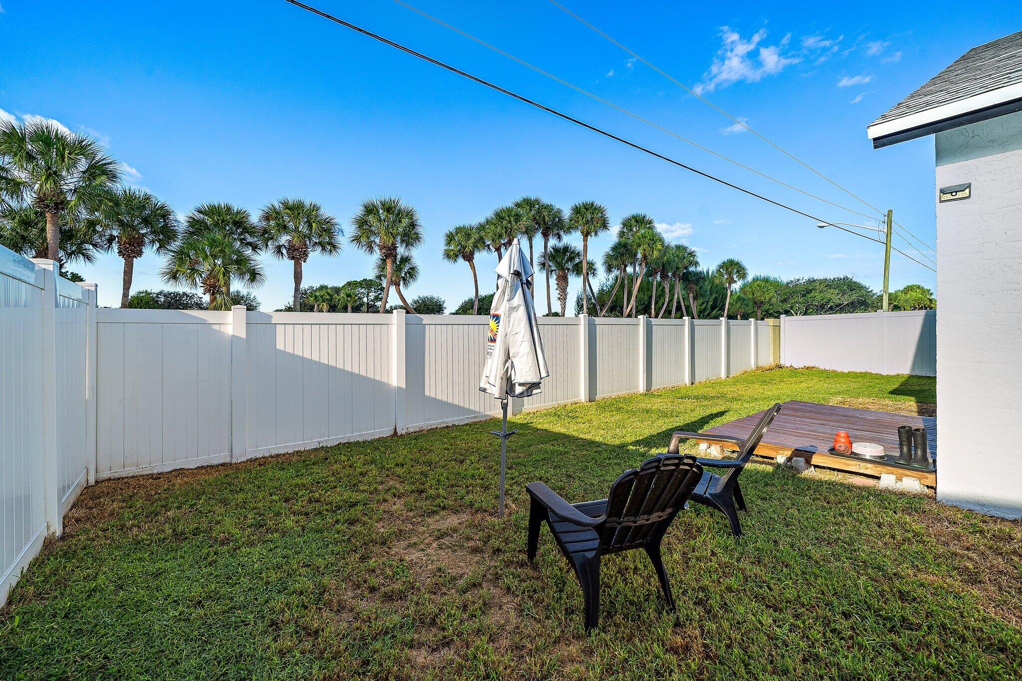 125 Raintree Trail Jupiter, FL 33458 - Photo 19 of 35 032-125RaintreeTrail-Jupiter-FL-SMALL