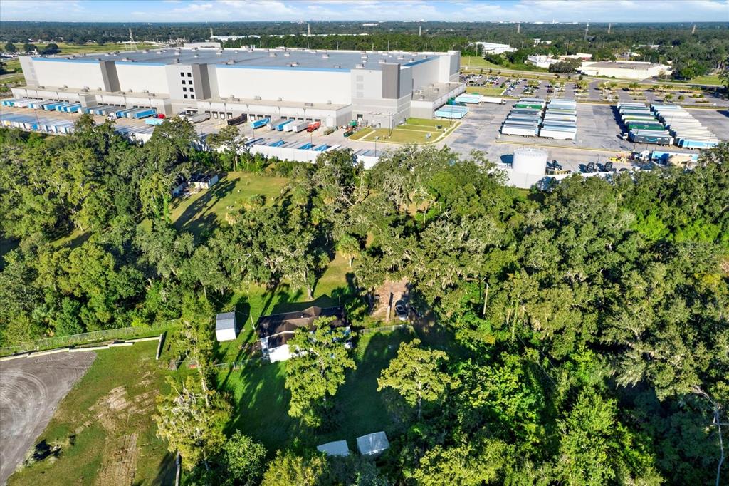 a picture of lake view