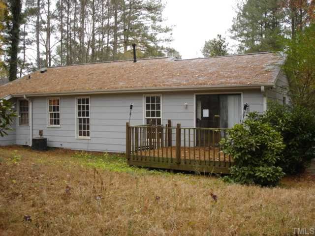 102 Oana Court Garner, NC 27529 - Photo 2 of 10 Back View
