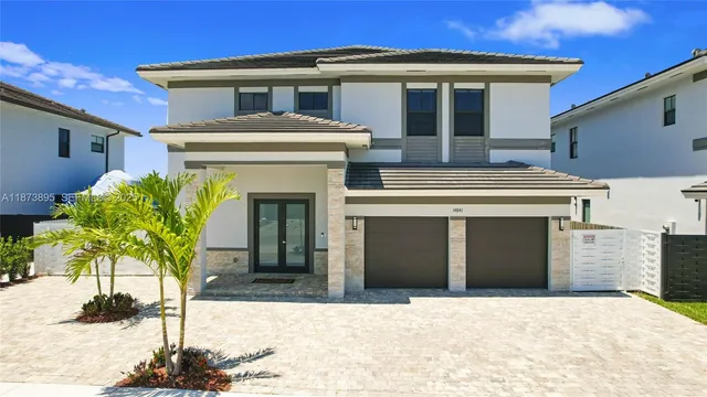 $1,325,000 | 14841 Southwest 39th Terrace, Miami, FL 33185