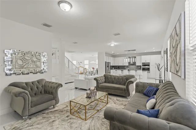 $1,325,000 | 14841 Southwest 39th Terrace, Miami, FL 33185