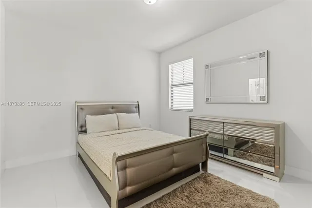 $1,325,000 | 14841 Southwest 39th Terrace, Miami, FL 33185