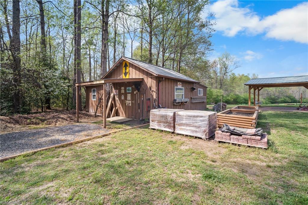 148 Reeder Road Seagrove, NC 27341 - Photo 24 of 44 Gallery Image 24