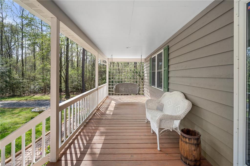 148 Reeder Road Seagrove, NC 27341 - Photo 7 of 44 Gallery Image 7
