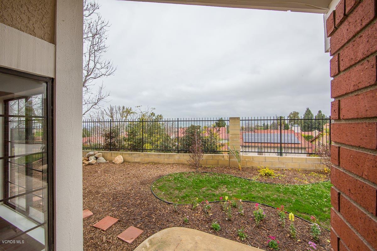 4265 Laurelhurst Road Moorpark, CA 93021 - Photo 4 of 47 a view of a city