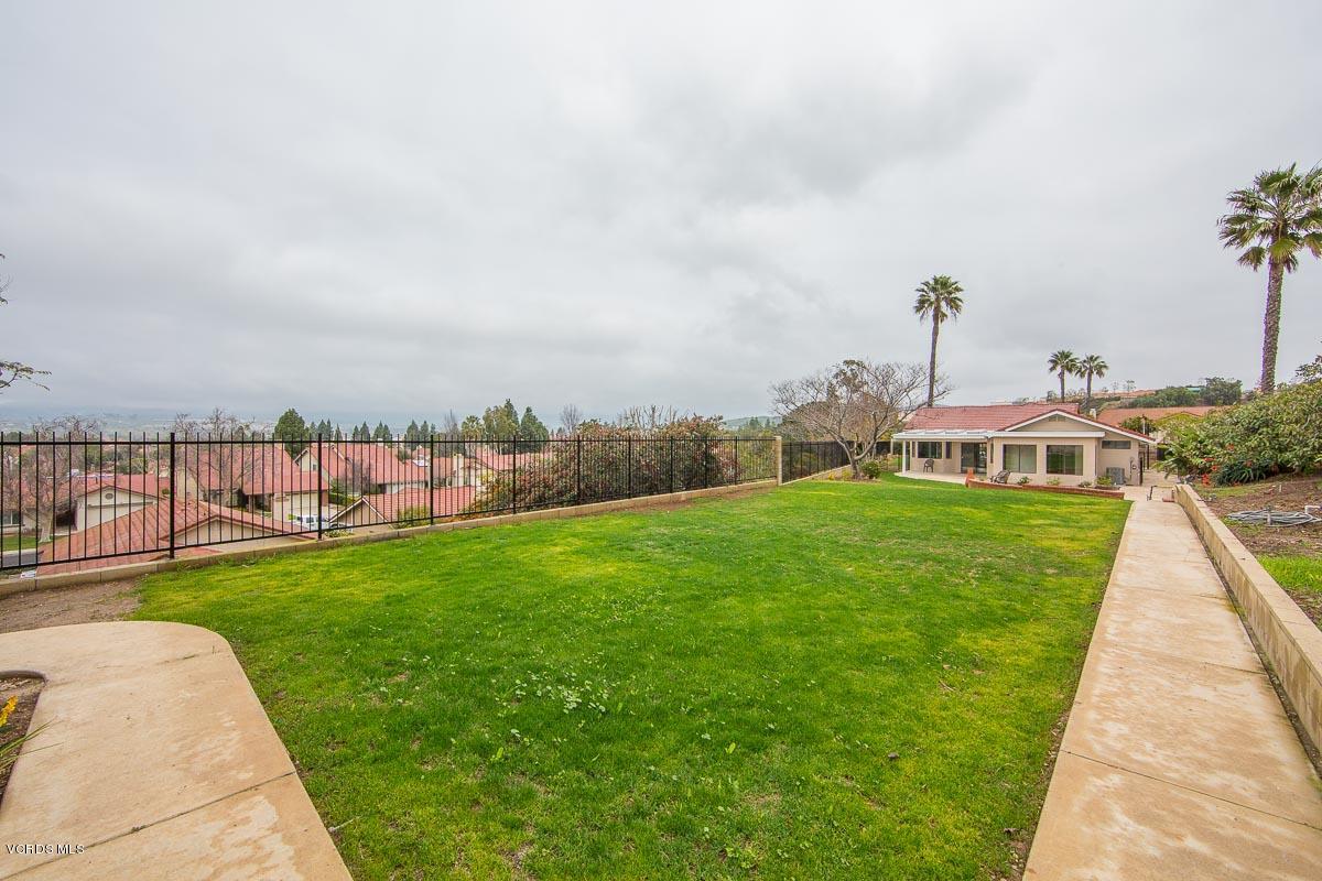4265 Laurelhurst Road Moorpark, CA 93021 - Photo 33 of 47 a view of a garden