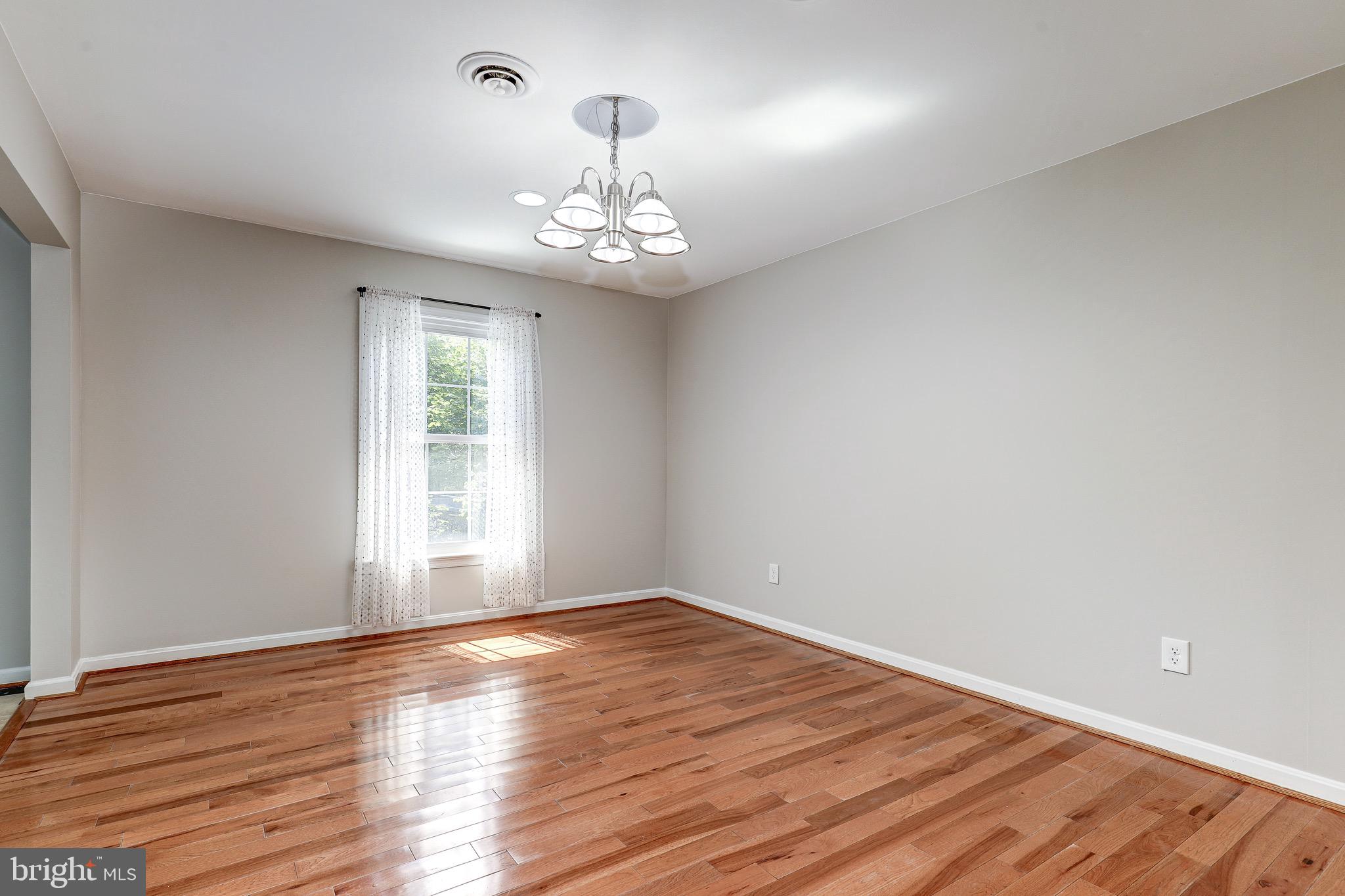 8005 Ronald Road Manassas, VA 20112 - Photo 25 of 56 Gallery Image 25