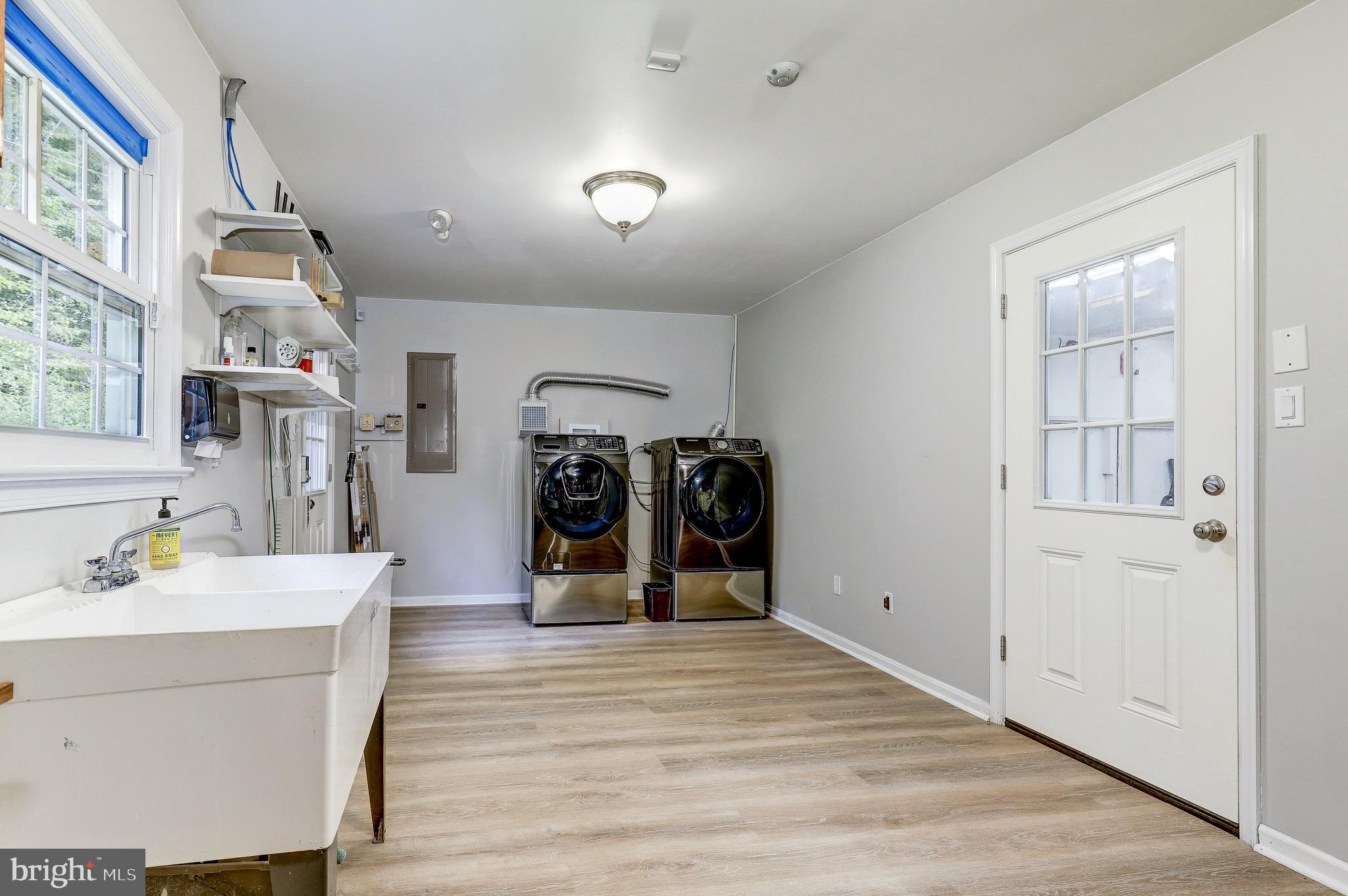 8005 Ronald Road Manassas, VA 20112 - Photo 37 of 56 Gallery Image 37