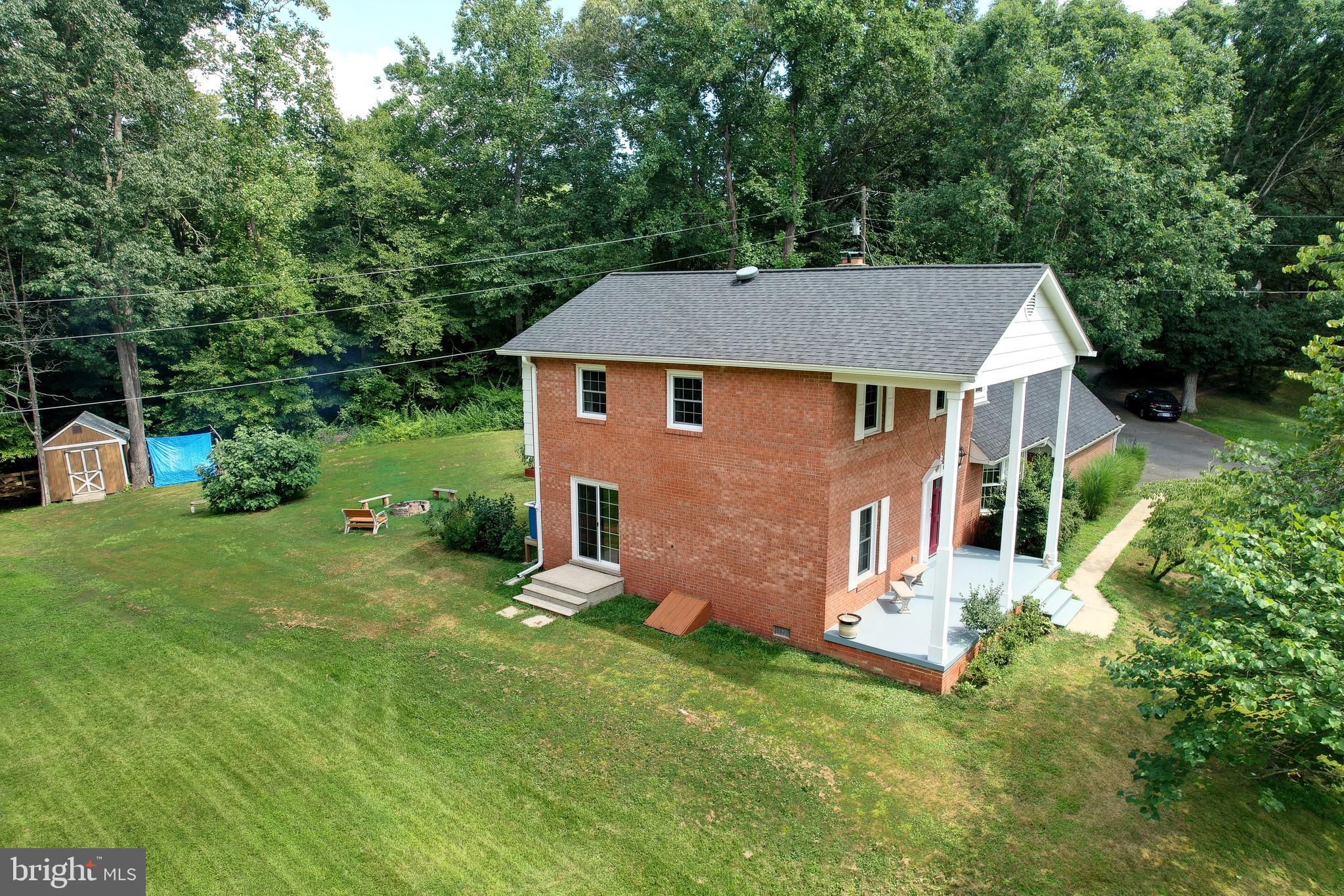 8005 Ronald Road Manassas, VA 20112 - Photo 6 of 56 Gallery Image 6