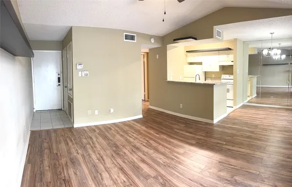 $79,500 | 17331 Red Oak Drive, Unit 26, Houston, TX 77090