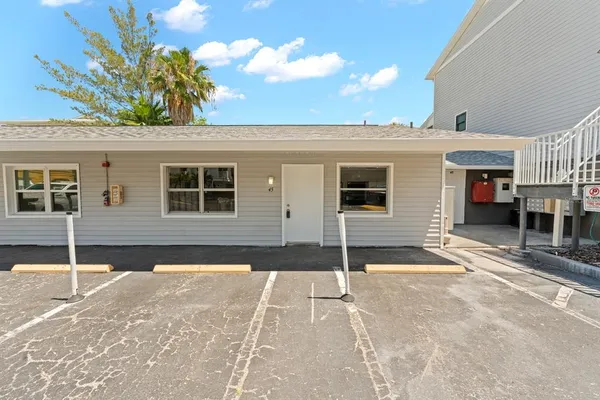 $400,000 | 19823 Gulf Boulevard, Unit 45, Indian Shores, FL 33785