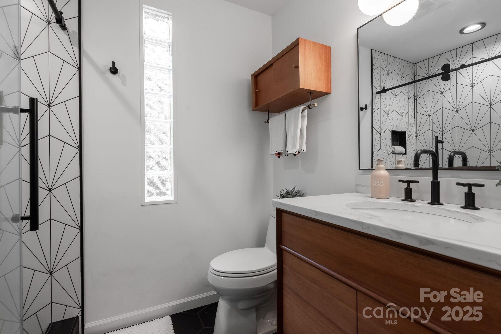 2427 Twilight Road Charlotte, NC 28210 - Photo 17 of 41 Gallery Image 17