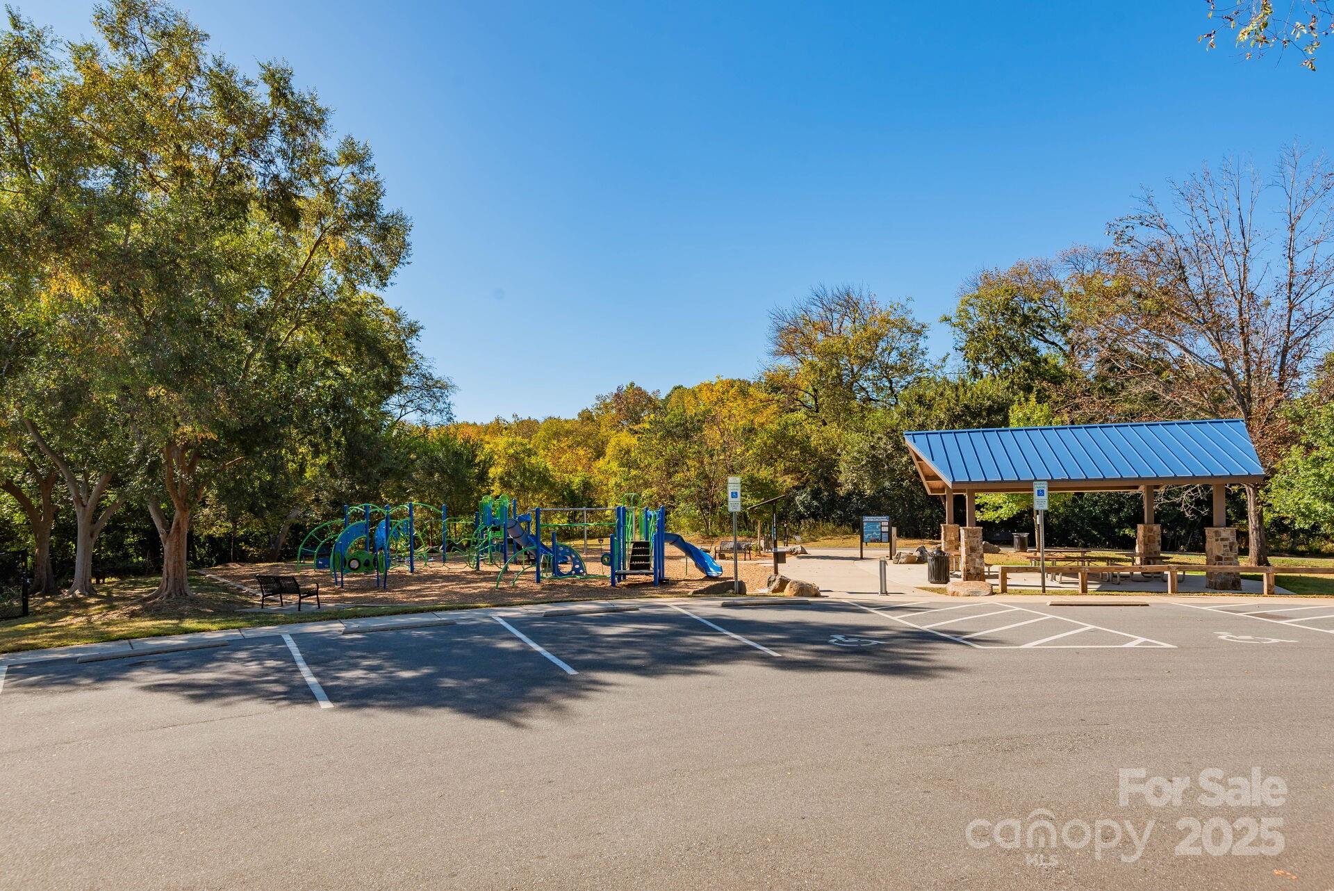 2427 Twilight Road Charlotte, NC 28210 - Photo 31 of 41 Gallery Image 31