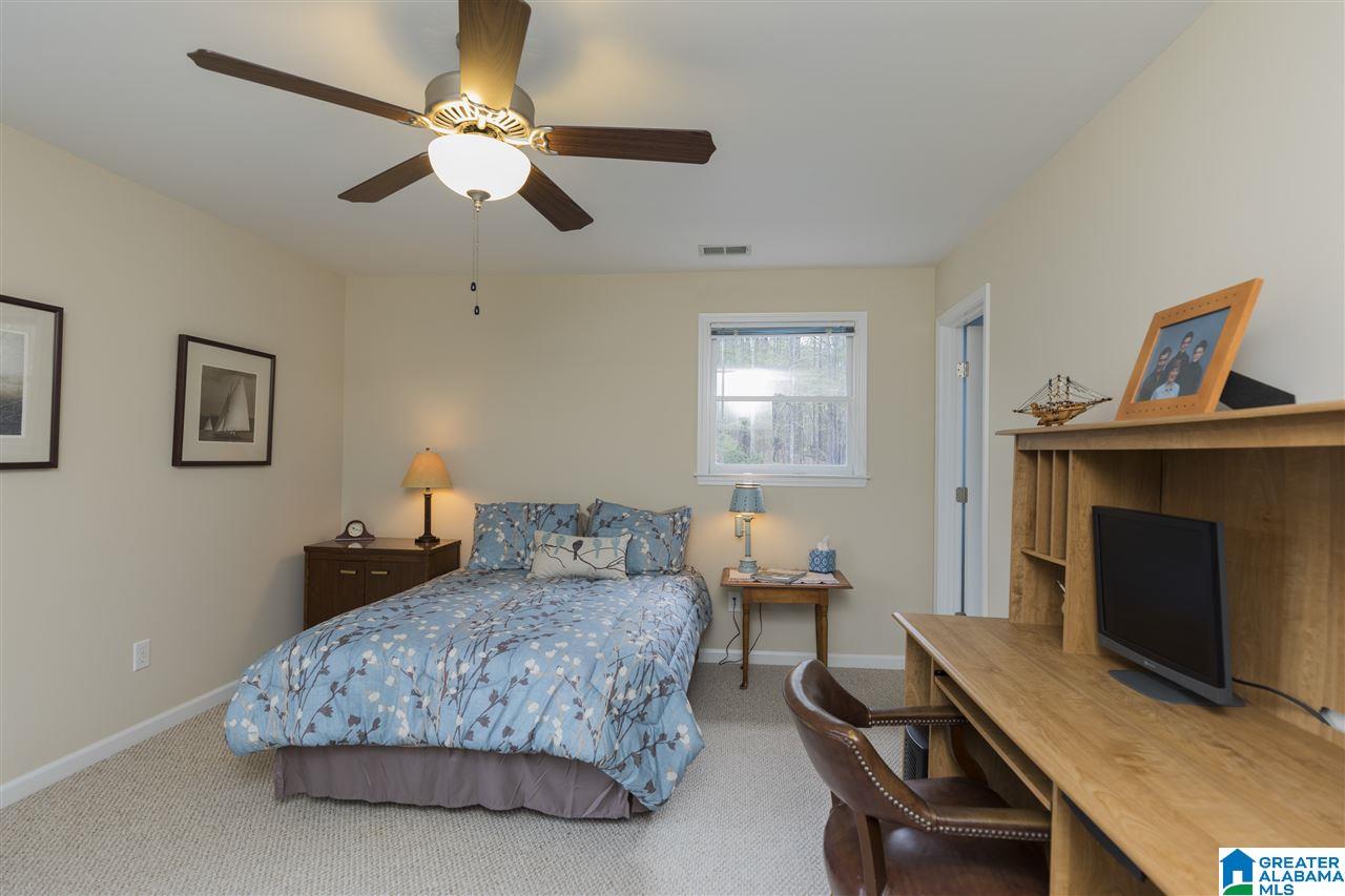 136 Windsor Circle Pelham, AL 35124 - Photo 38 of 49
