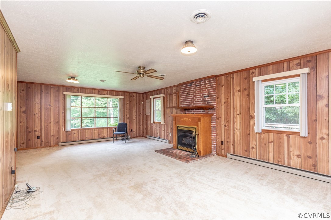 5321 Mountcastle Road Providence Forge, VA 23140 - Photo 8 of 33 Large Den