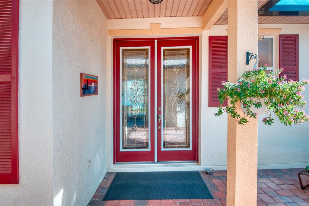 729 Glendora Road Kissimmee, FL 34759 - Photo 5 of 56 wooden floor with a potted plant