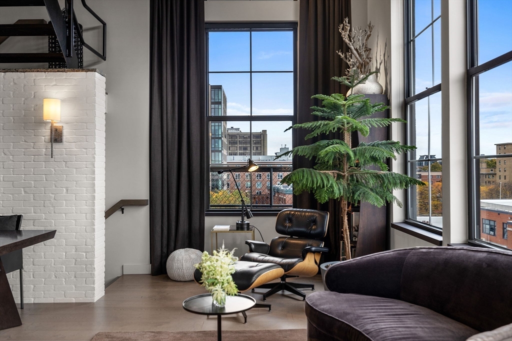 27 Wareham Street, Unit PH6 Boston, MA 02118 - Photo 14 of 41