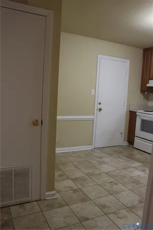 $1,000 | 110 Dupuy Avenue, Unit 1, Colonial Heights, VA 23834