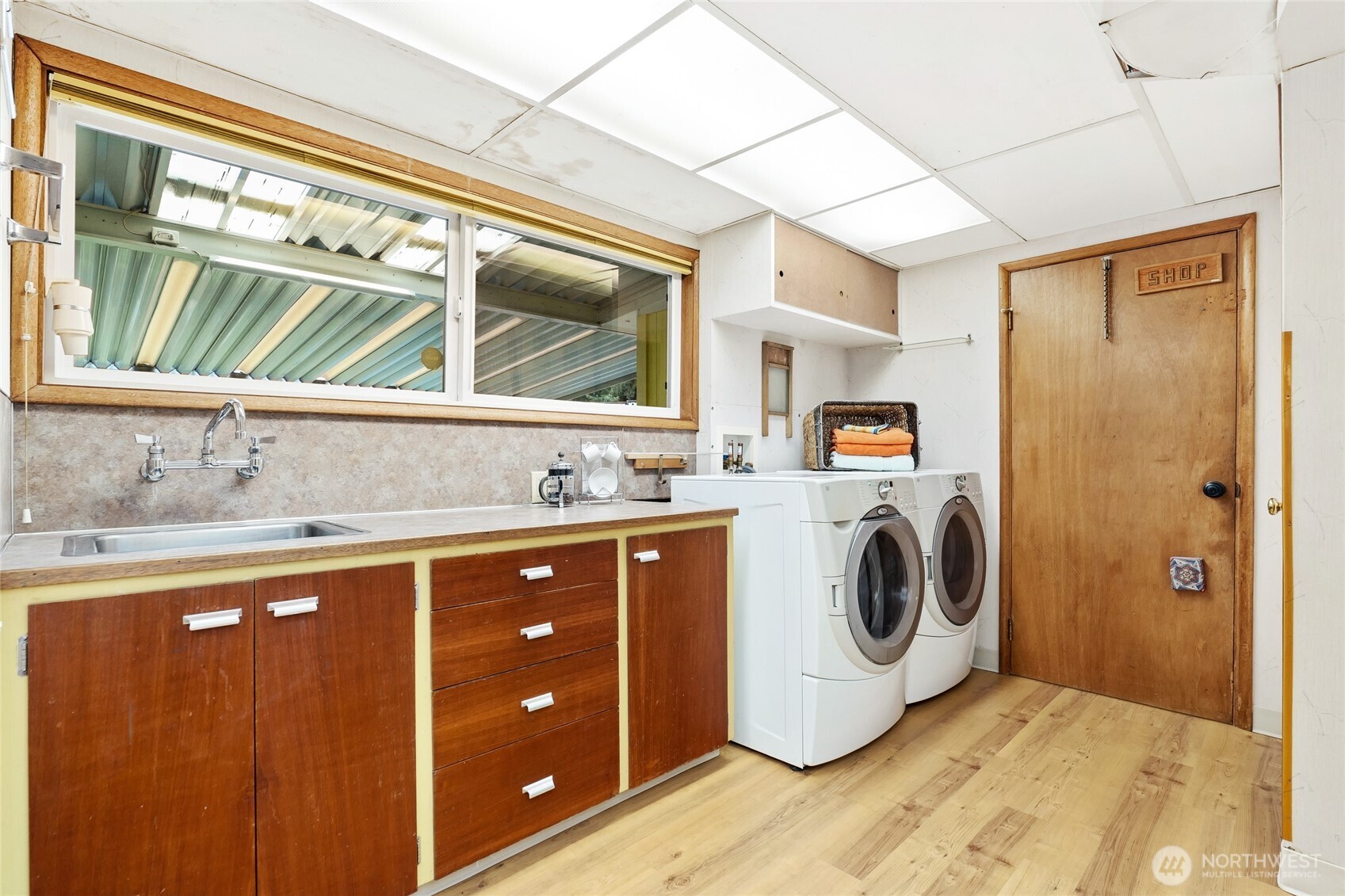 16740 Meridian Avenue North Shoreline, WA 98133 - Photo 21 of 33