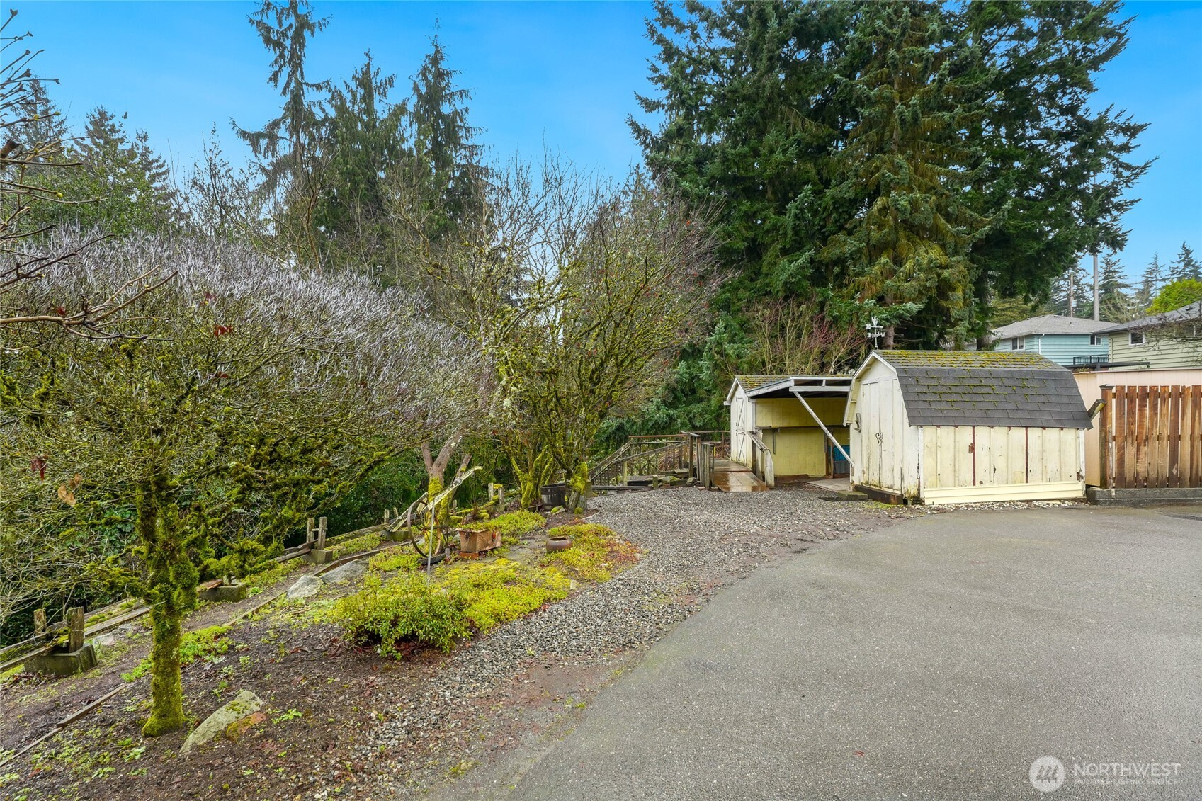 16740 Meridian Avenue North Shoreline, WA 98133 - Photo 32 of 33