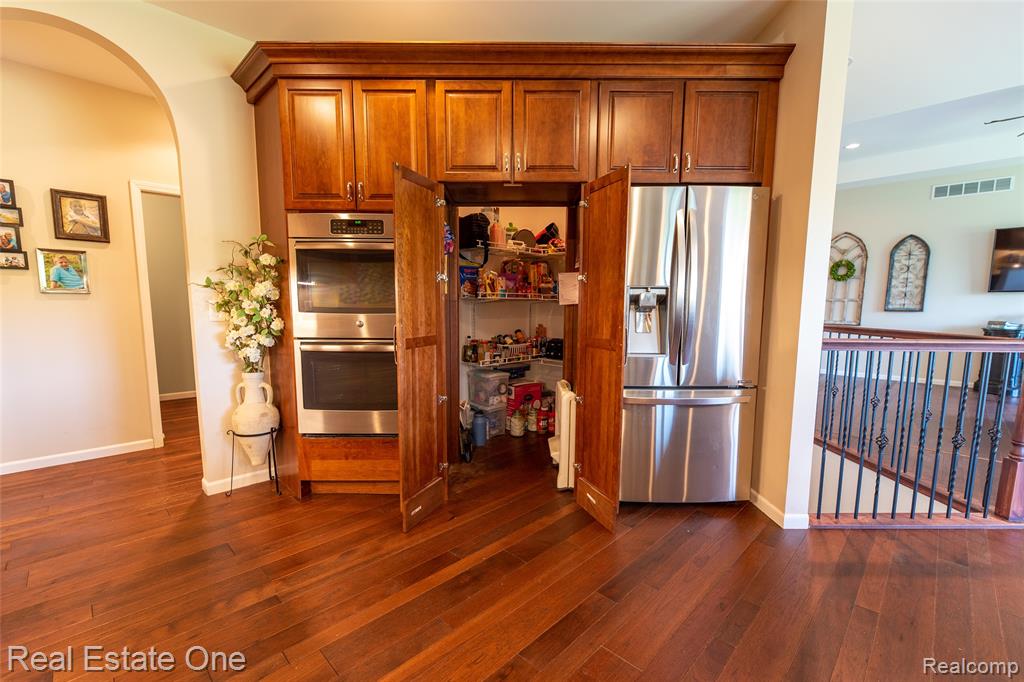 10125 Chase Lake Road Fowlerville, MI 48836 - Photo 12 of 40