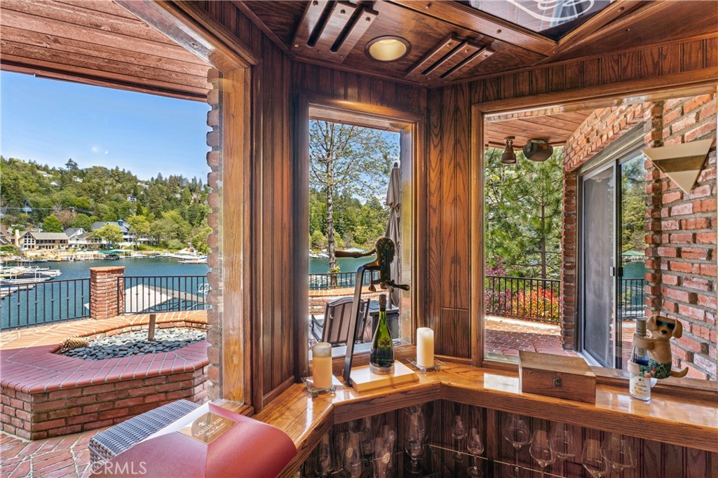 27563 West Shore Road Lake Arrowhead, CA 92352 - Photo 19 of 57