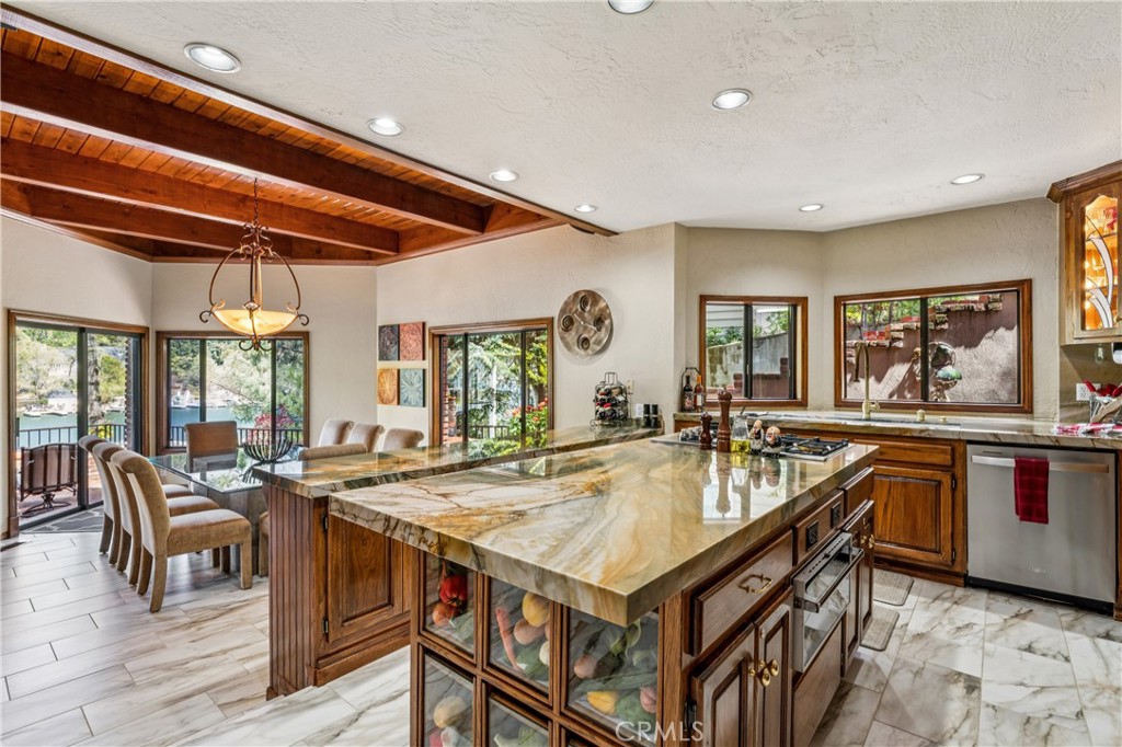 27563 West Shore Road Lake Arrowhead, CA 92352 - Photo 6 of 57