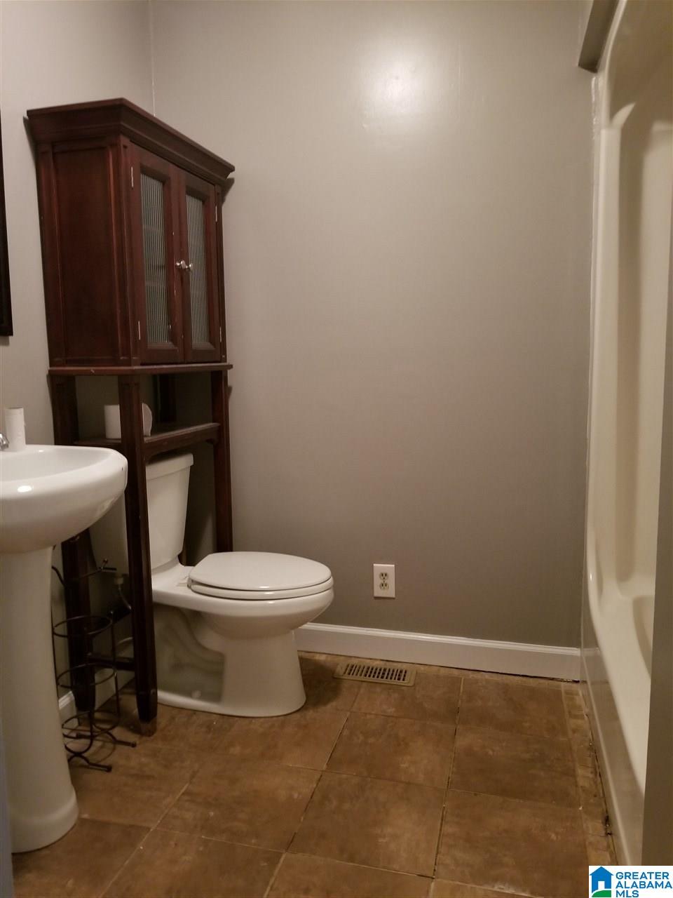 1820 Stemley Bridge Road Talladega, AL 35160 - Photo 5 of 37