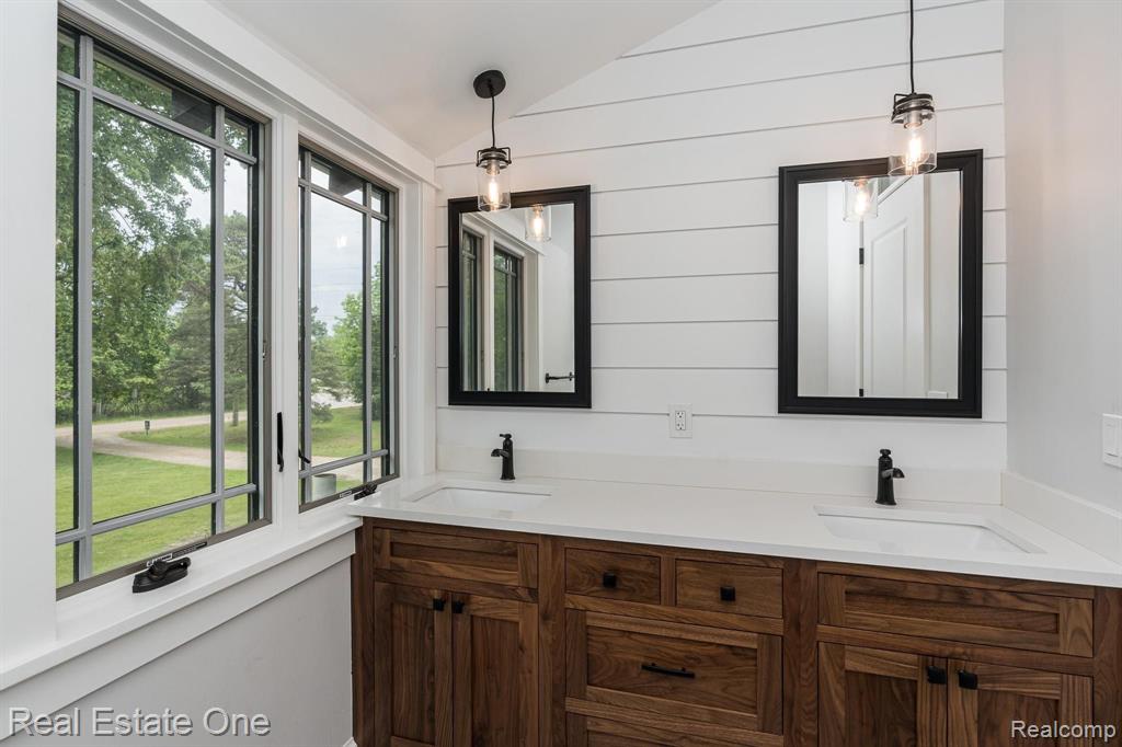 6356 Blue Beech Road Rochester Hills, MI 48306 - Photo 35 of 43