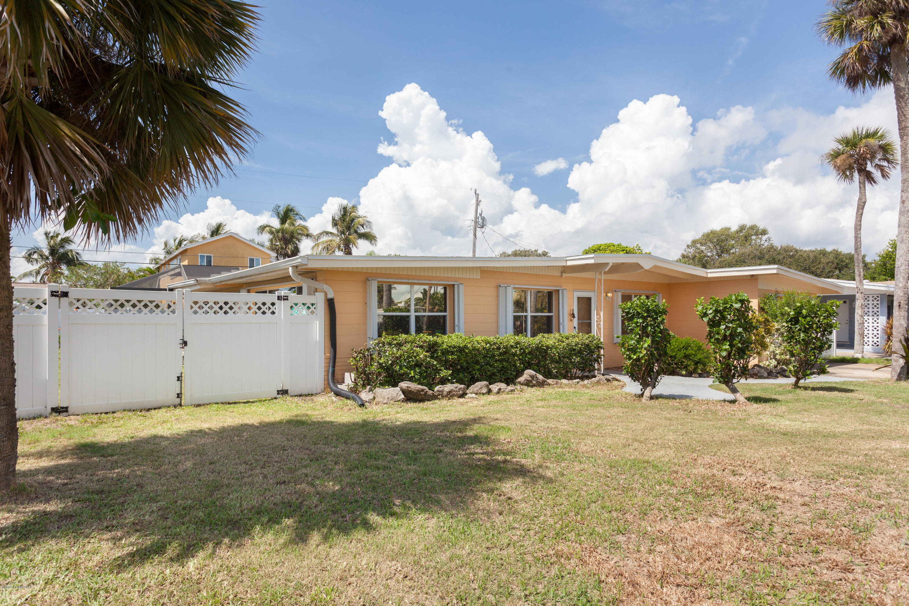 530 Capri Rd-11