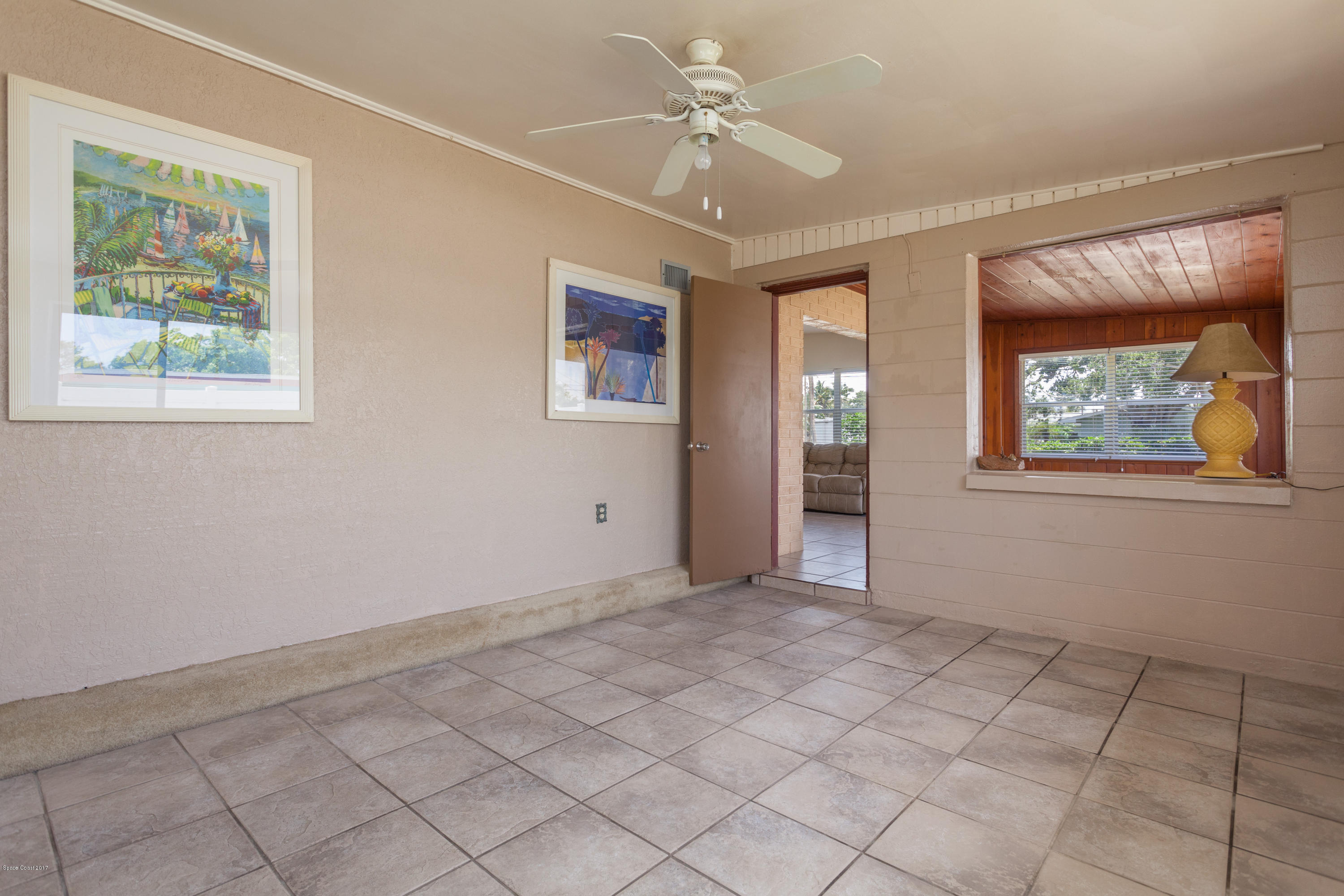 530 Capri Road Cocoa Beach, FL 32931 - Photo 12 of 21 530 Capri Rd-21