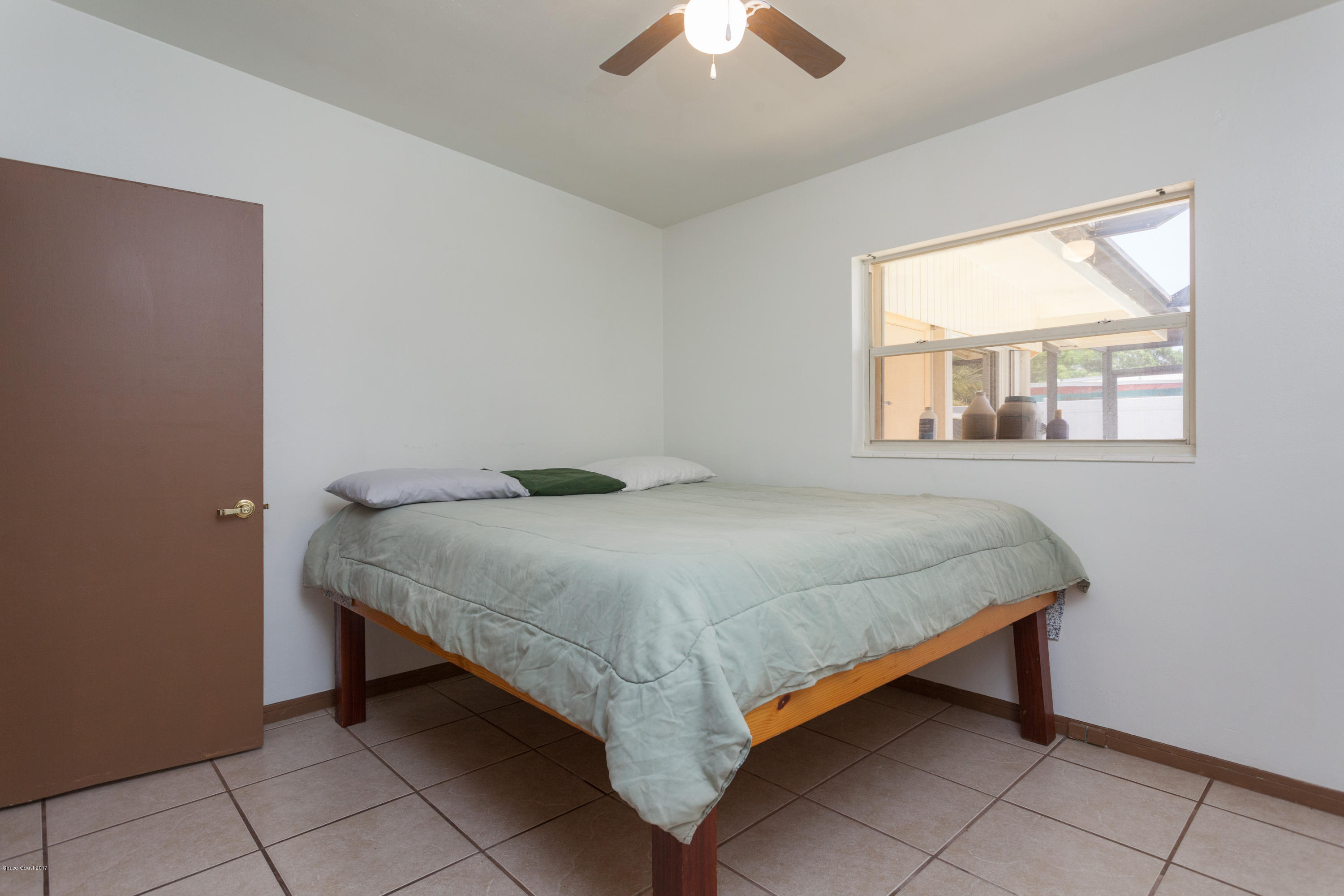 530 Capri Road Cocoa Beach, FL 32931 - Photo 17 of 21 530 Capri Rd-26