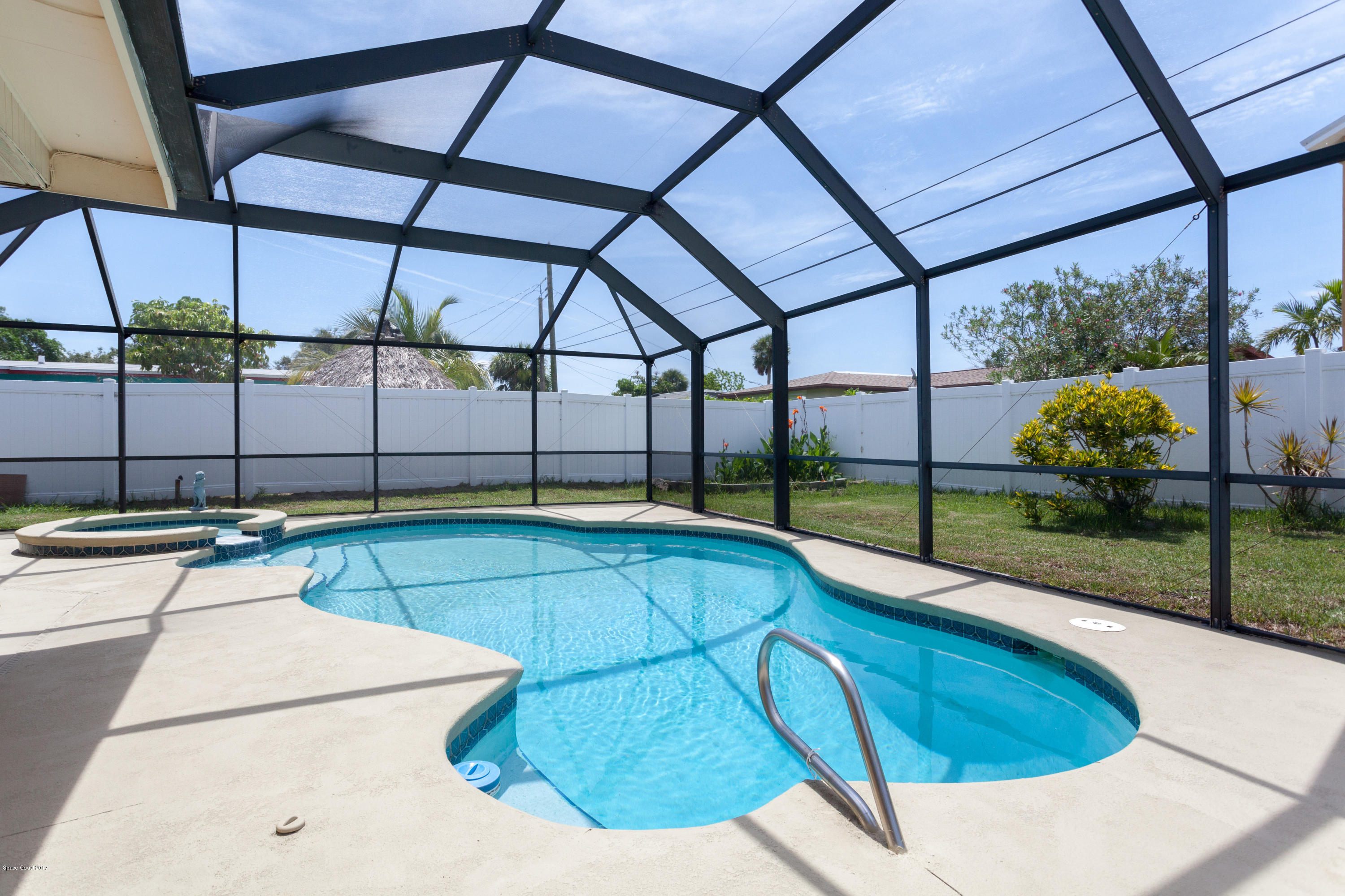 530 Capri Rd-12