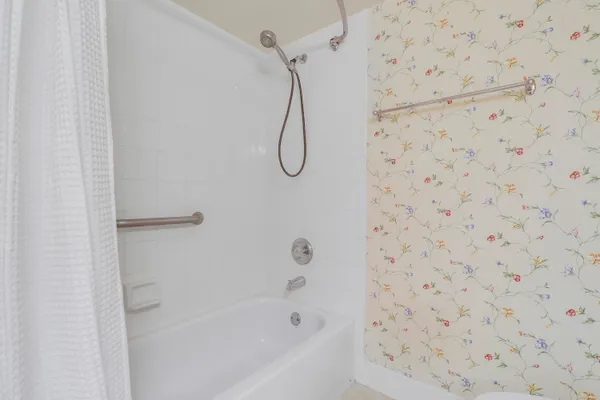 $350,000 | 254 Village Boulevard, Unit 4106, Tequesta, FL 33469