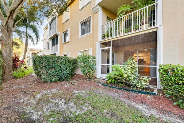 $350,000 | 254 Village Boulevard, Unit 4106, Tequesta, FL 33469