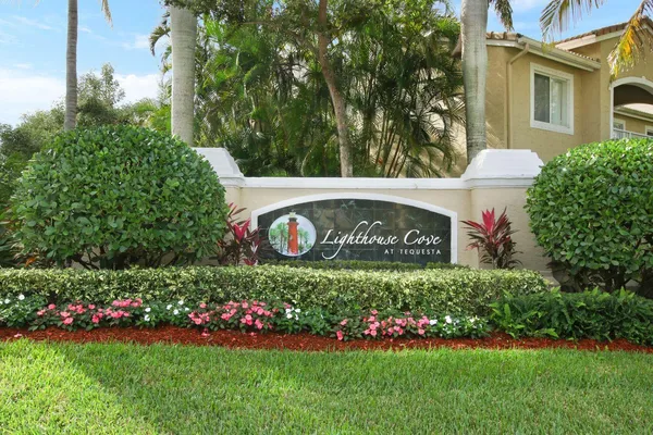 $350,000 | 254 Village Boulevard, Unit 4106, Tequesta, FL 33469