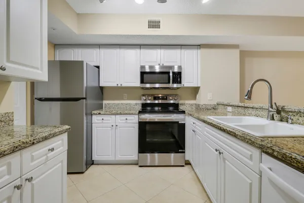 $350,000 | 254 Village Boulevard, Unit 4106, Tequesta, FL 33469